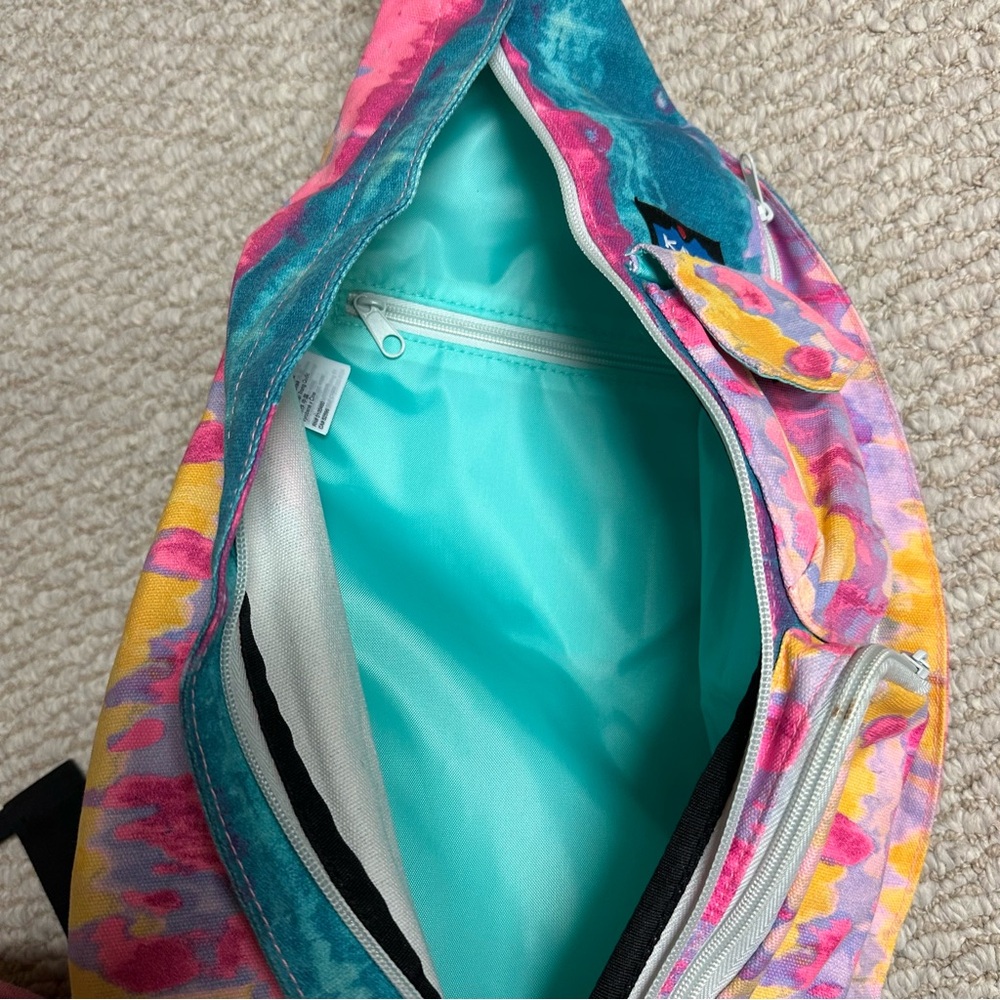 KAVU Tie Dye Rainbow Neon Crossbody Bag 🩷🧡🩵💛💜 - Picture 7 of 8